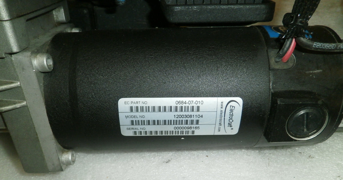 TWO WHEELCHAIR MOTOR QUANTUM DRVASMB1904 AND DRVASMB1903 WITH CASTERS AS PICTURE