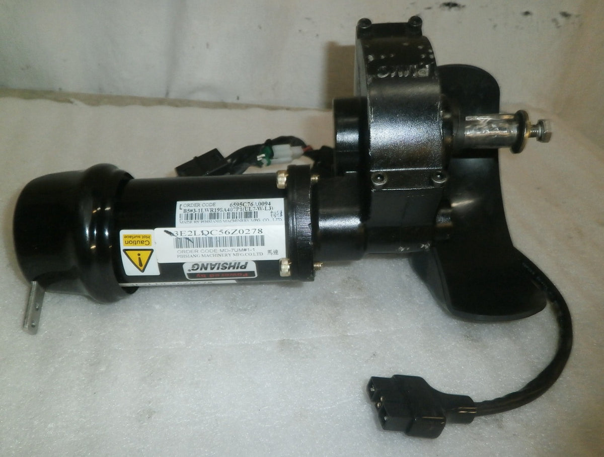 SHOPRIDER PIROUETTE MOTORS LEFT & RIGHT VERY GOOD WORKING CONDITION W/ CABLES