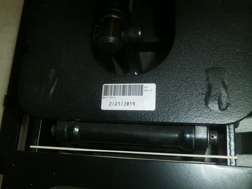 TILT BASE & BOLT FOR QUANTUM W.CH. WITH ACTUATOR AND SEAT PAN MEC144370