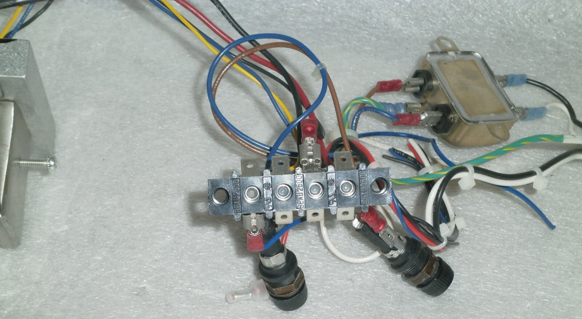 GE AMX-4 SCHAFFNER FN610B-6/06 110/250VAC/50-60HZ WITH CABLES AS PHOTO