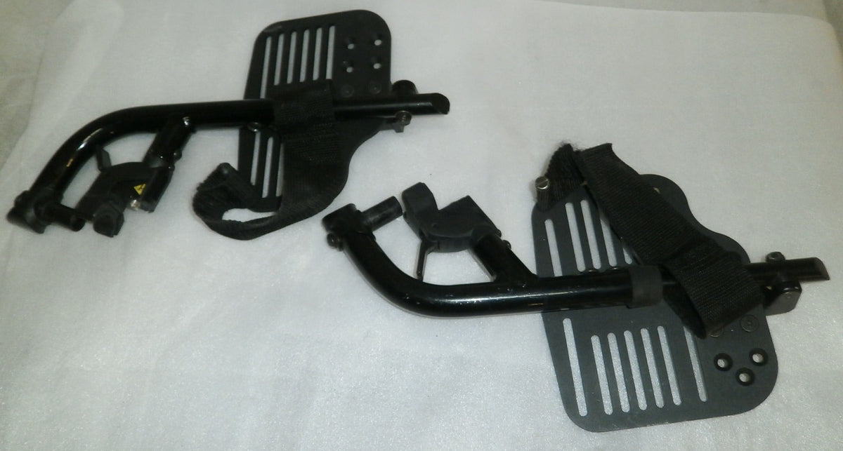 WHEELCHAIR FOOTREST S PHOTO GOOD CONDITION