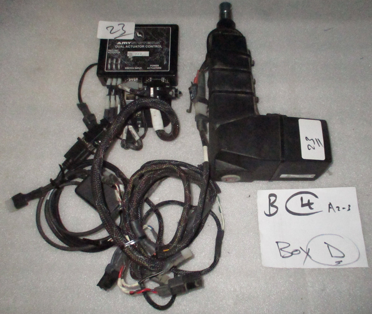 WHEELCHAIR ACTUATOR LINAK LA31-U265-02 AND DUAL ACTUATOR CONTROL-RECLINER ACT