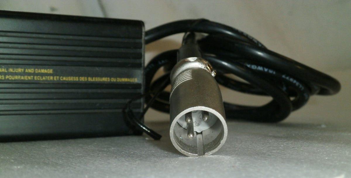 UNIVERSAL WHEELCHAIR 24 VOLT BATTERY CHARGER MODEL 24BC5000TU-1 USED GOOD