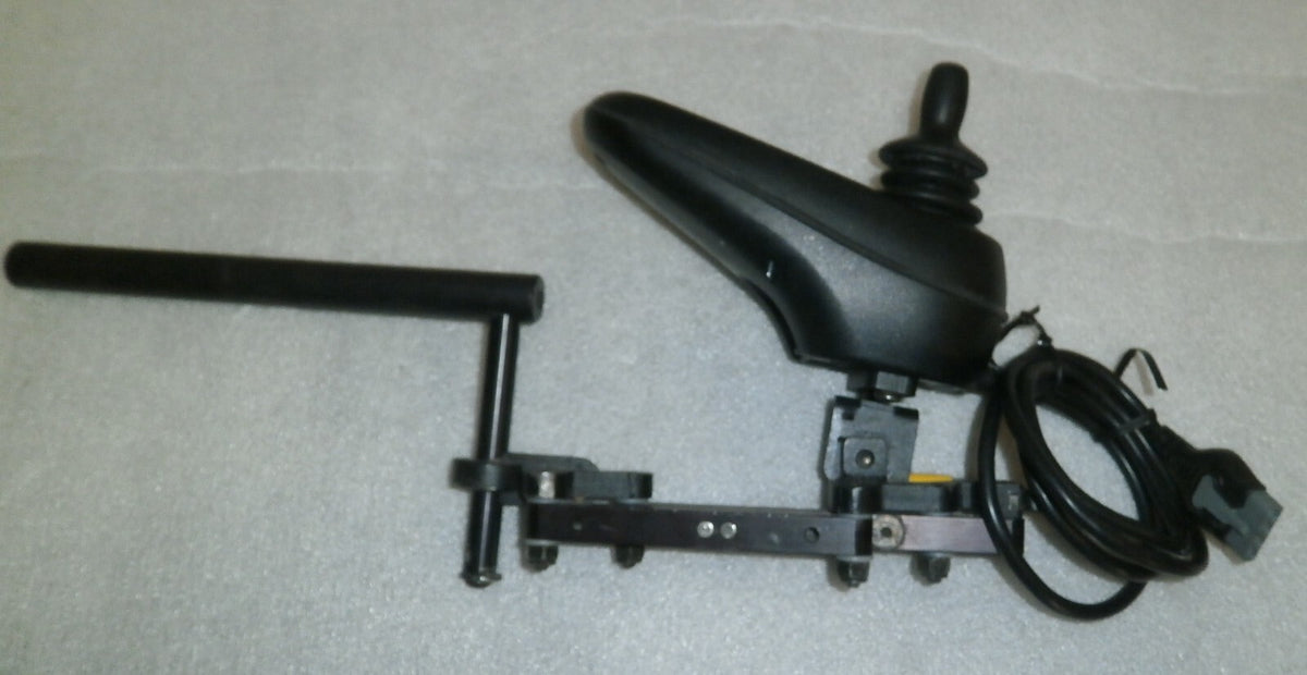 WHEELCHAIR QUICKIE XPLORE JOYSTICKS PG DRIVES 6 KEY D50680.01 W/ SWING AWAY ARM