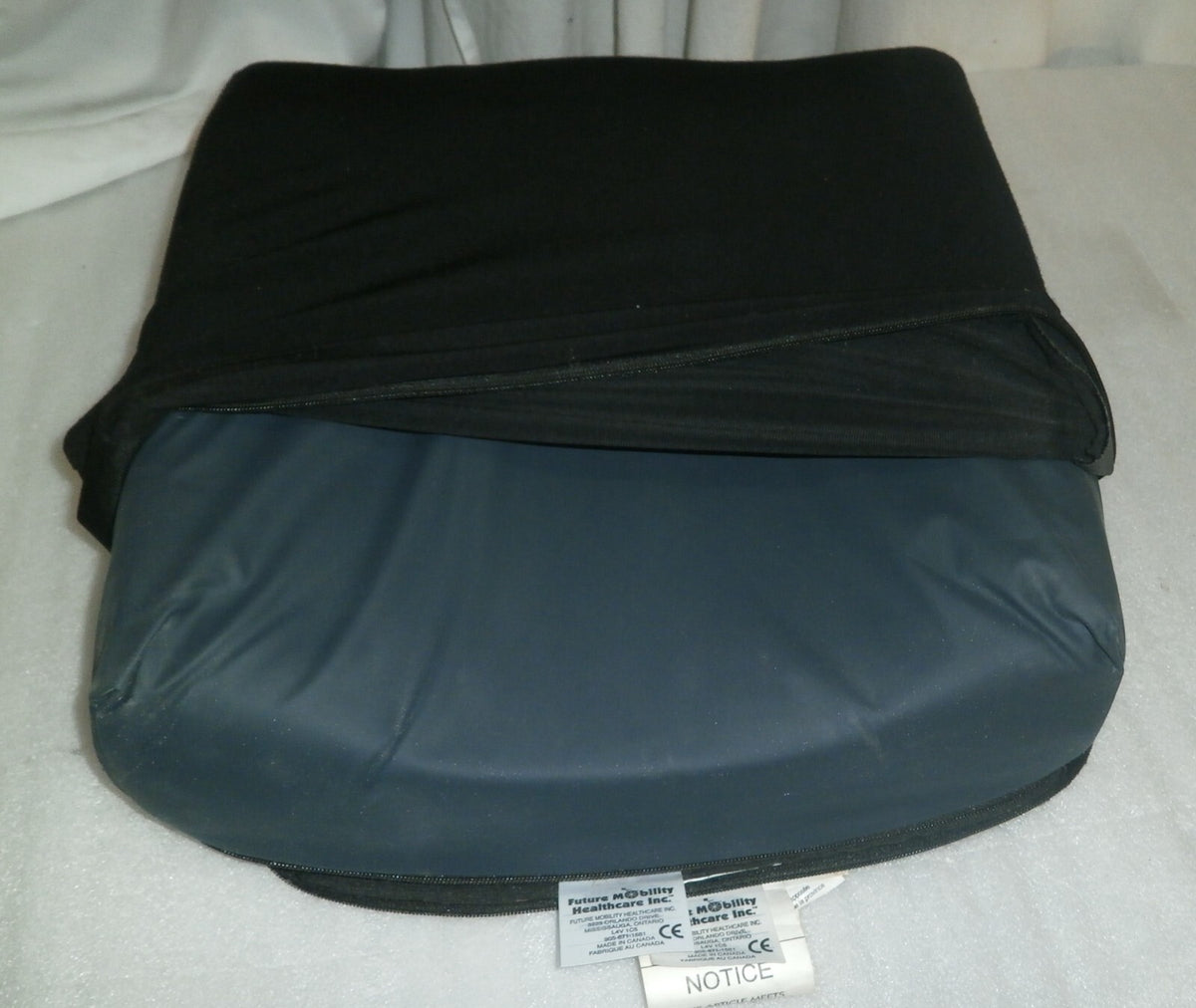 FUTURE PRISM SUPREME II CUSHION 06T-24601 SIZE 16X16"
