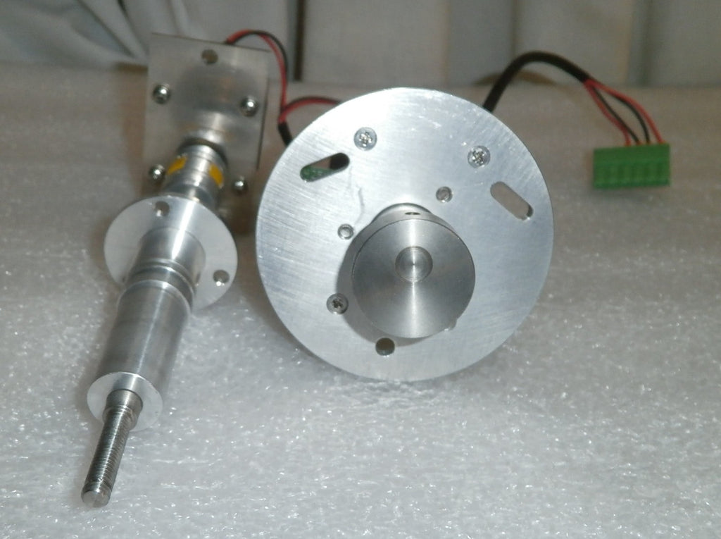lot of 2 servo motors DME33SA -MADE IN JAPAN GOOD WORKING CONDITION.