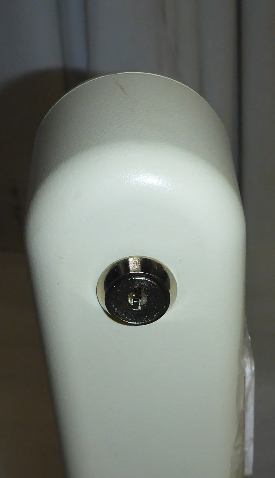 2022 HANDICARE STAIR LIFT ARM LEFT AND RIGHT WITH KEY.JOYSTICK CONTROL AND