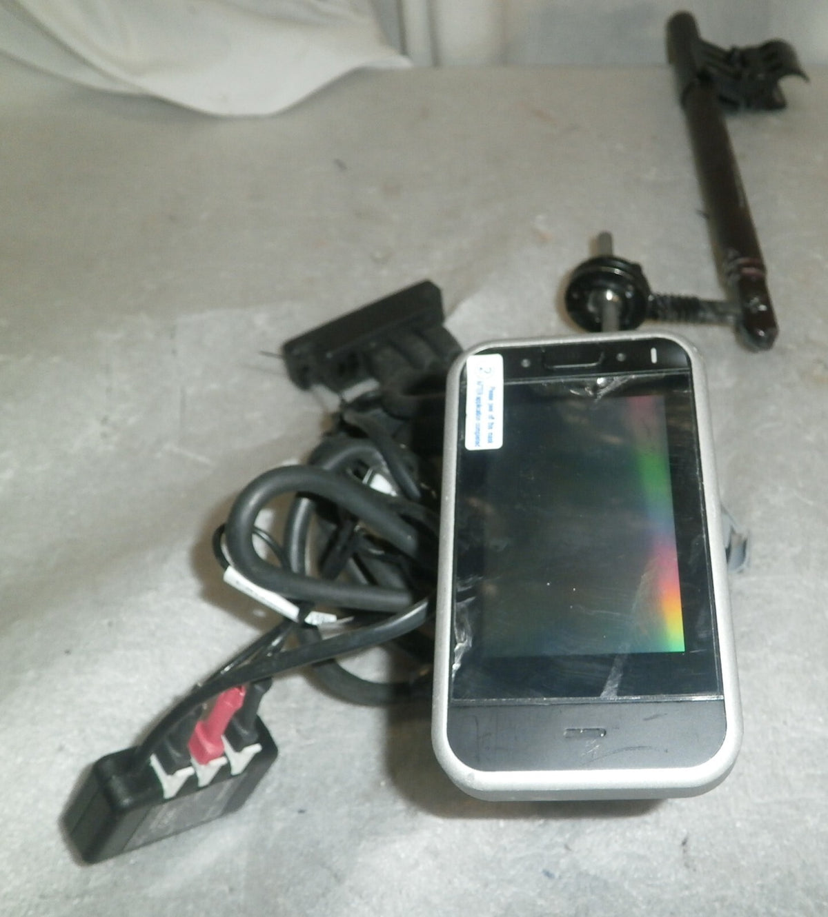 INVACARE TDX-SP2 JOYSTICK DLX-REM500-A WITH FRAME AND CONNECTORS GOOD CONDTION