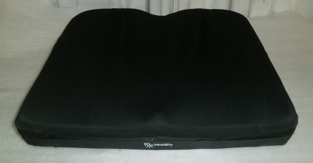 Axiom G Wheelchair Seat Cushion XG1816 Size 18x16" W/Cover Good Condition