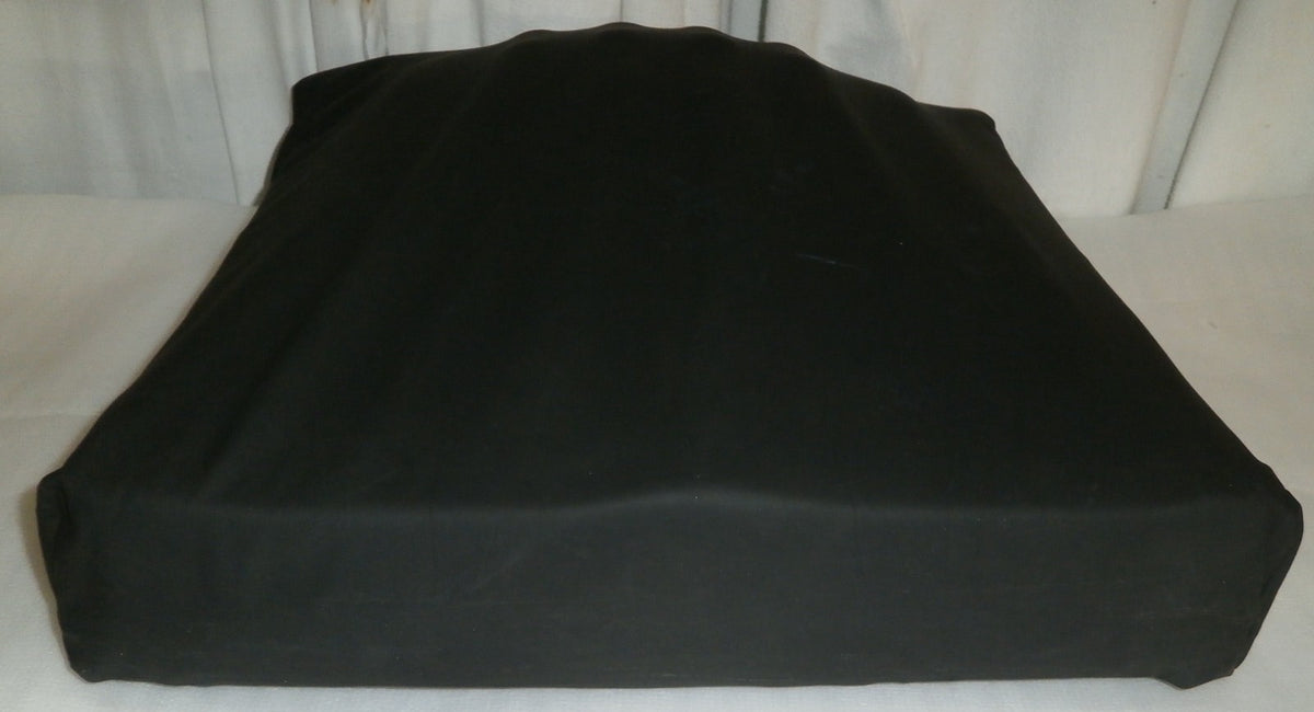 ROHO WHEELCHAIR CUSHION 19.5X18.5X4.25 " WITH COVER GOOD CONDITION