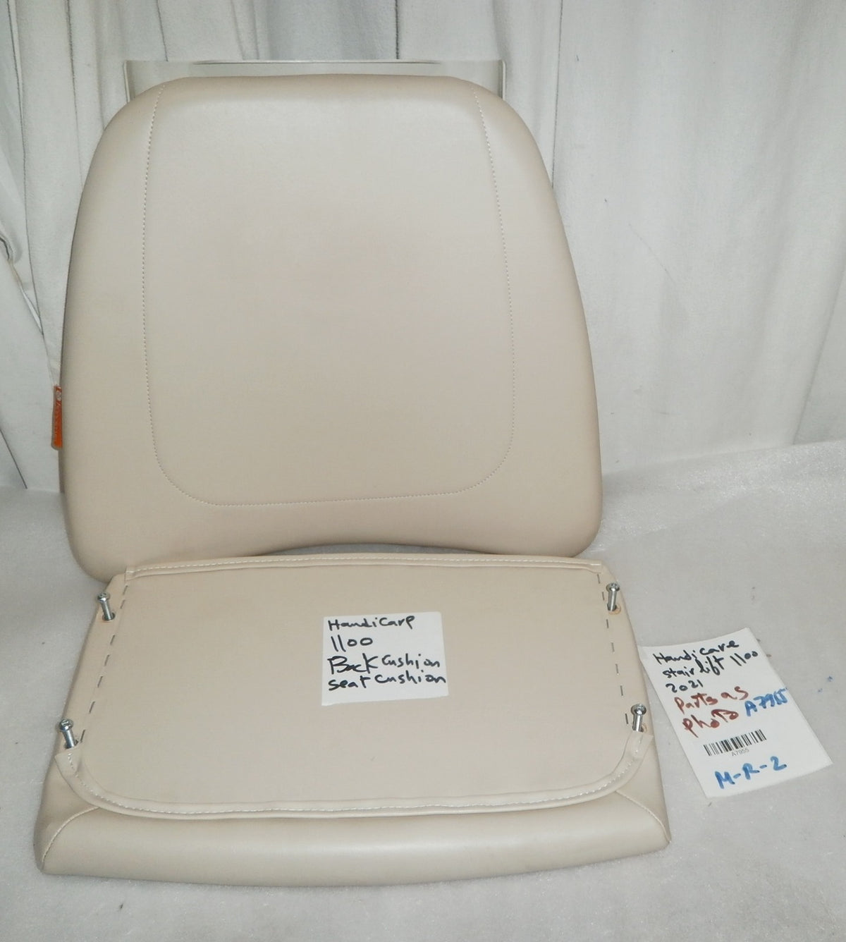 SEAT BACK CUSHION GRAY WHITE FOR HANDICARE 1100 STAIR LIFT GOOD CONDITION 2021