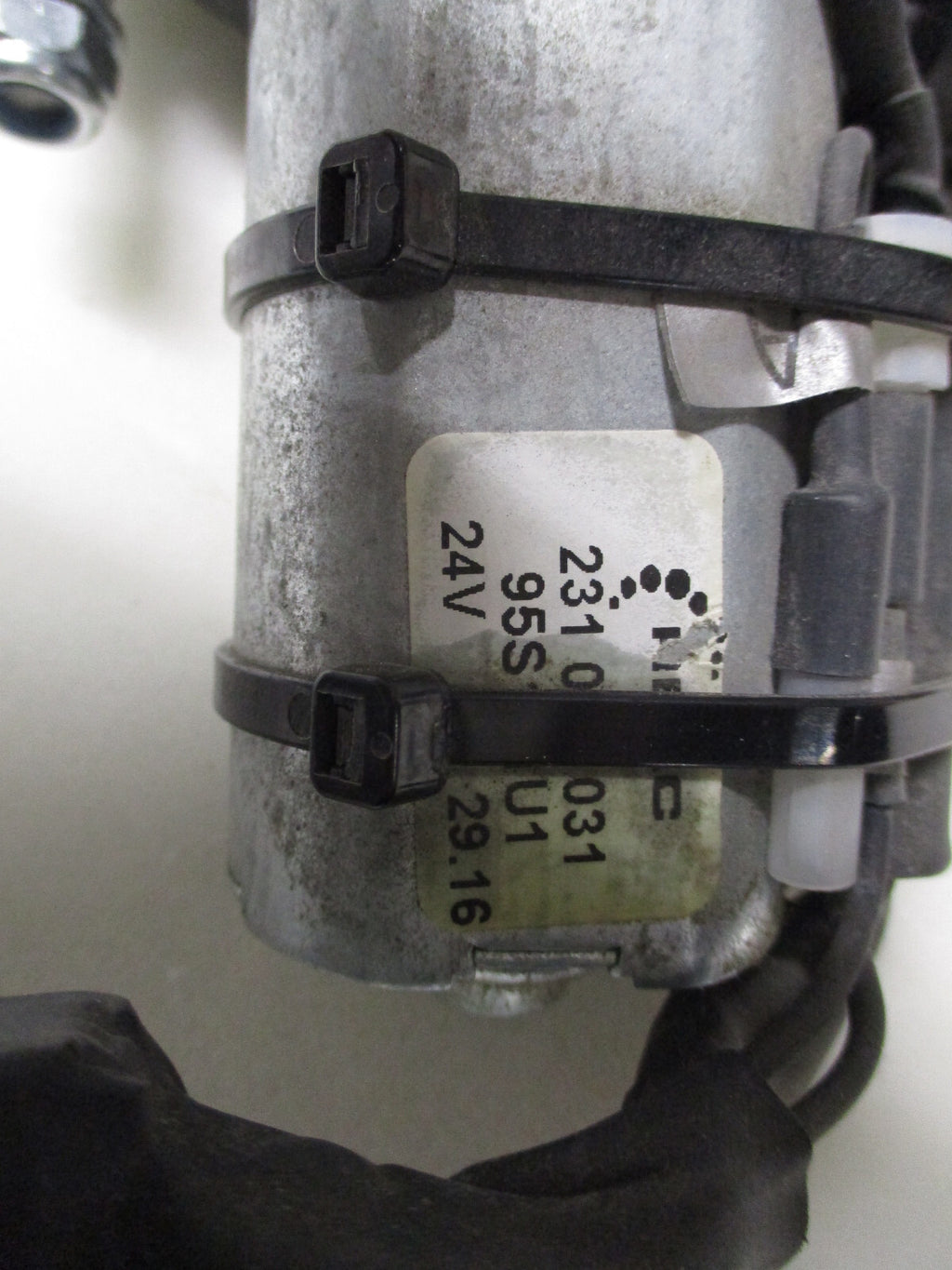 REAC POLAND LL-5001-1-41 TILT ACTUATOR FROM QUICKIE QM710 24VDC-MAX4AMP GOOD CON