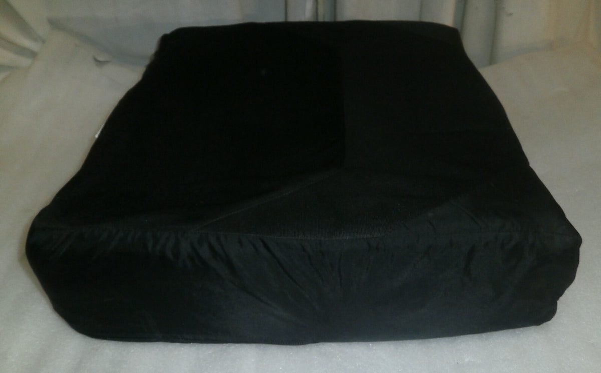 XACT SOFT 19 X 17 X 4" ACTION WHEELCHAIR CUSHION CA35691 W/COVER GOOD CONDITION
