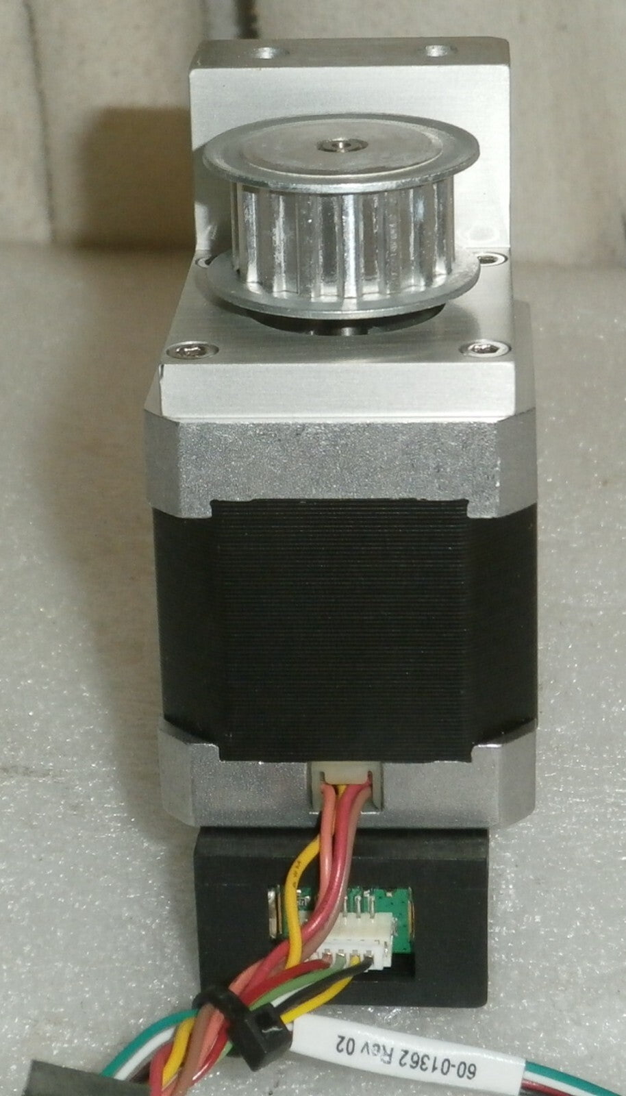 T2 BioSystems Board 30-03762 GRIPPER BREAKOU and Motor ST4118L0804-KT2B