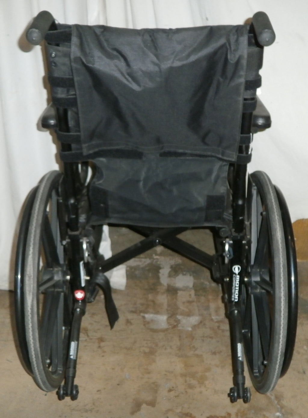 MOTION COMPOSITE MANUAL FOLD WHEELCHAIR 2022 18" SEAT WIDTH, ADJUSTABLE HEIGHT