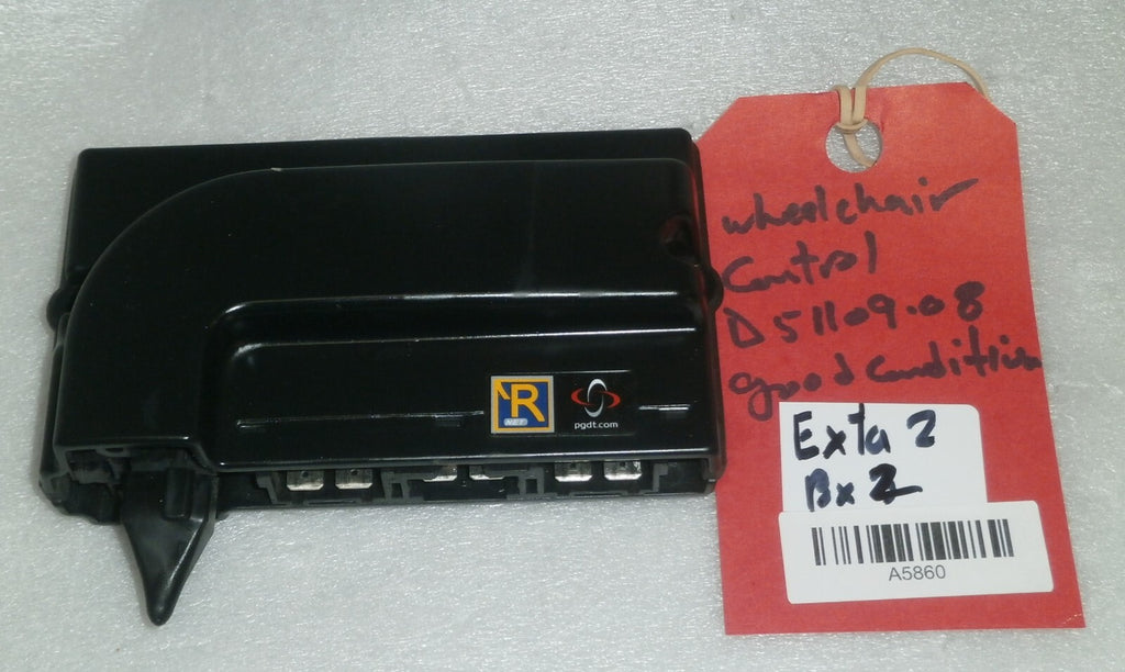 PG DRIVES TECHNOLOGIES D51109.08 WHEELCHAIR CONTROL VERY GOOD CONDITION