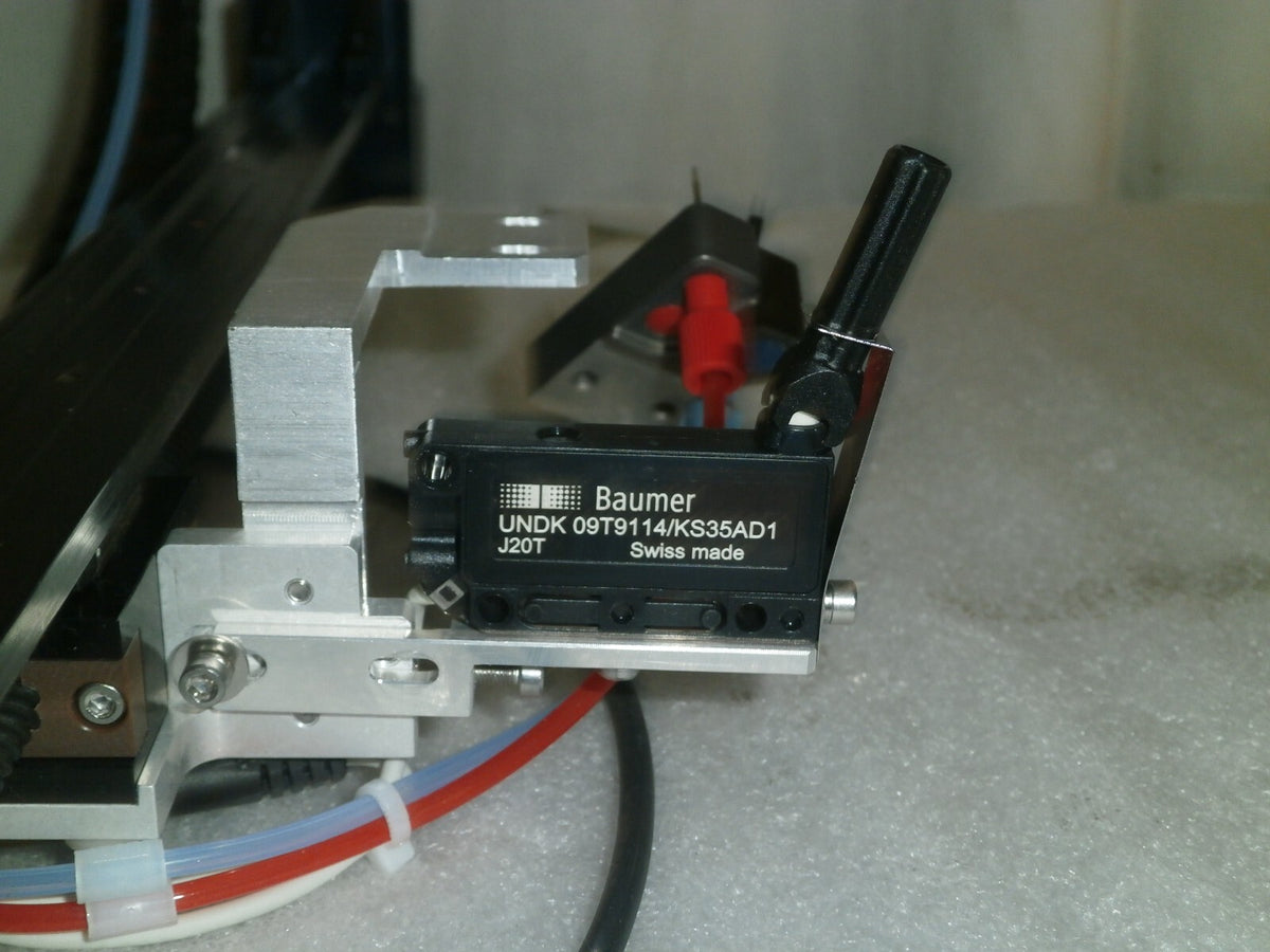eMag HAYDON KERK BGS06B-M1000-A04 1631 & BAUMER UNDK 09T9114 W/ BOARD IM8406-1