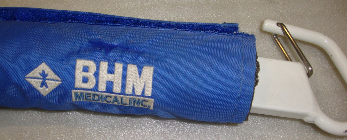 BHM Medical Inc with 2 Hook Spreader Bar PN 221.05455