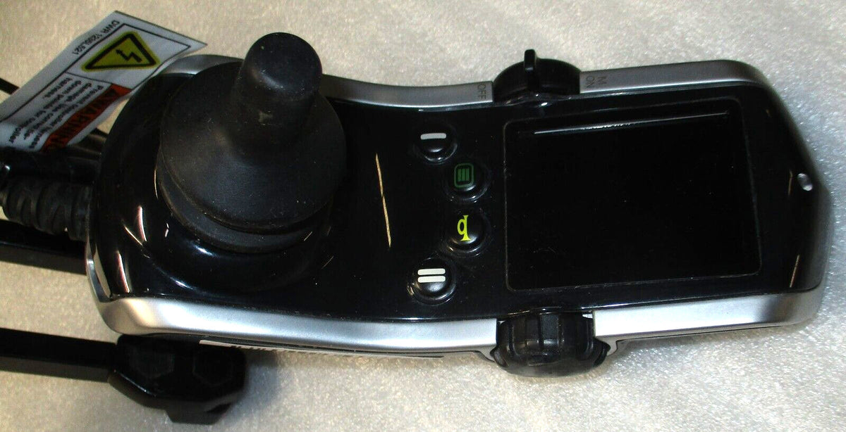 QUANTUM WHEELCHAIR JOYSTICK CTL123217 WITH SWING AWAY ARM PERFECT CONDITION