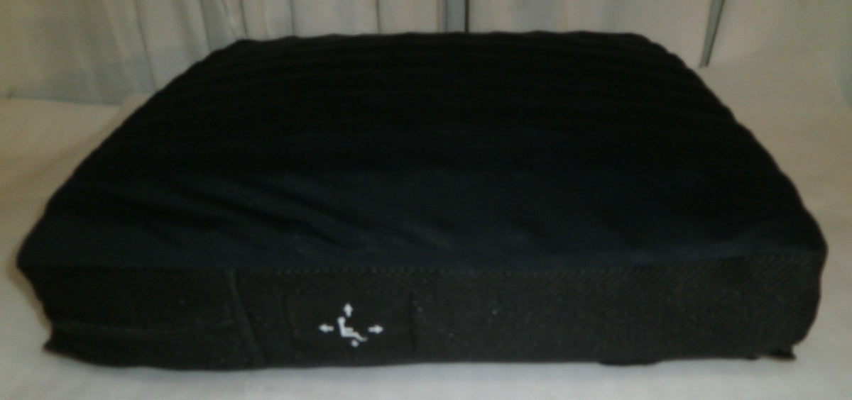 ROHO WHEELCHAIR CUSHION 18.25X18.25X4.25 " WITH COVER AND PUMP GOOD CONITION