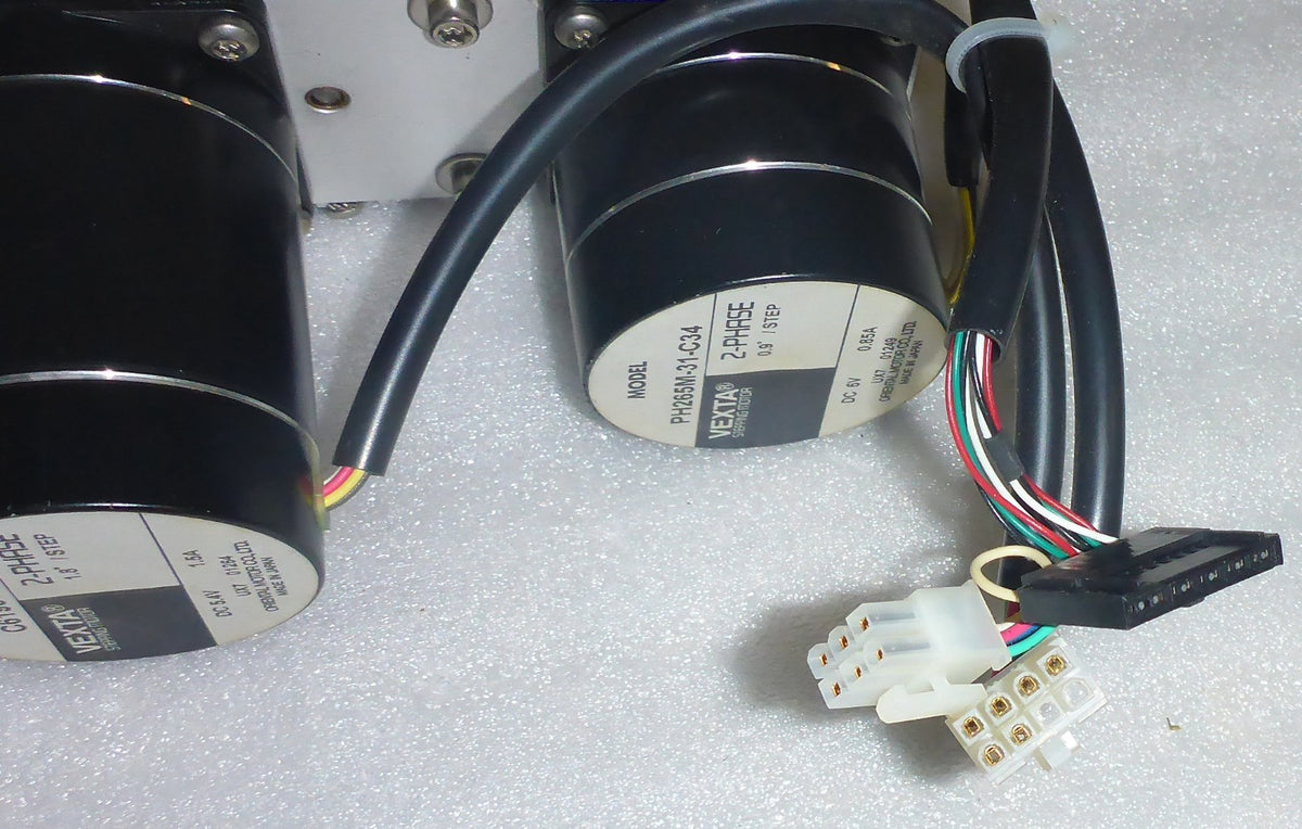 WATERS VEXTA STEPPING MOTORS C6190-9212 USED GOOD CONDITION Q=2 ONE LOT