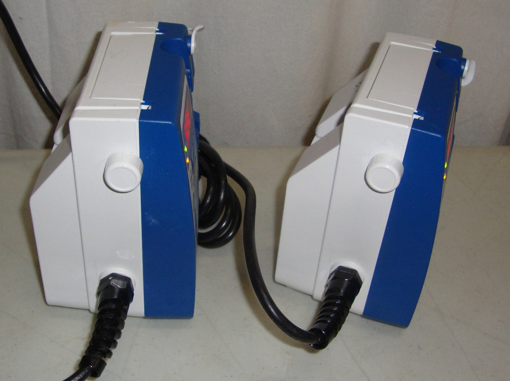 Lot of 2 Kangaroo 924 Pumps (No Tariffs to the USA)