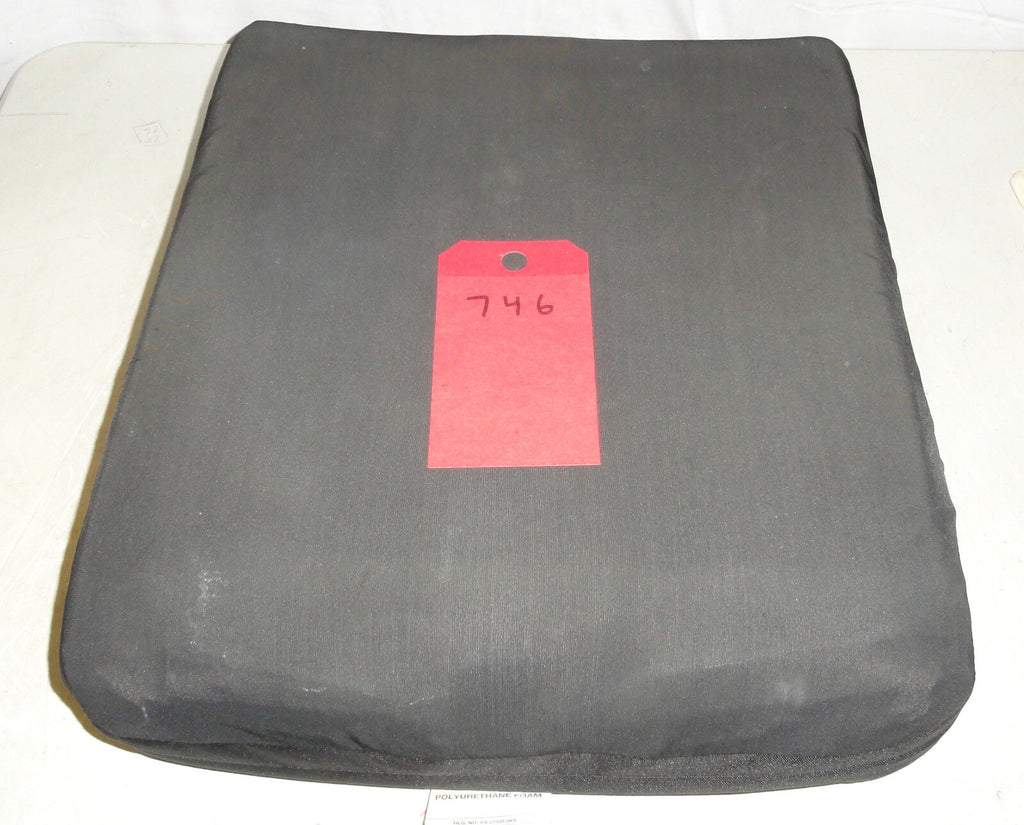 SYNERGY SPECTRUM WHEELCHAIR CUSHION USED 18X21 INCH cushion