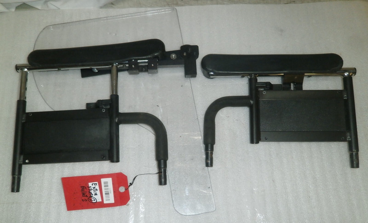 PAIR OF WHEELCHAIR ARM REST QM-710 WITH FLIP AWAY ARM REST TRAY GOOD CONDITION