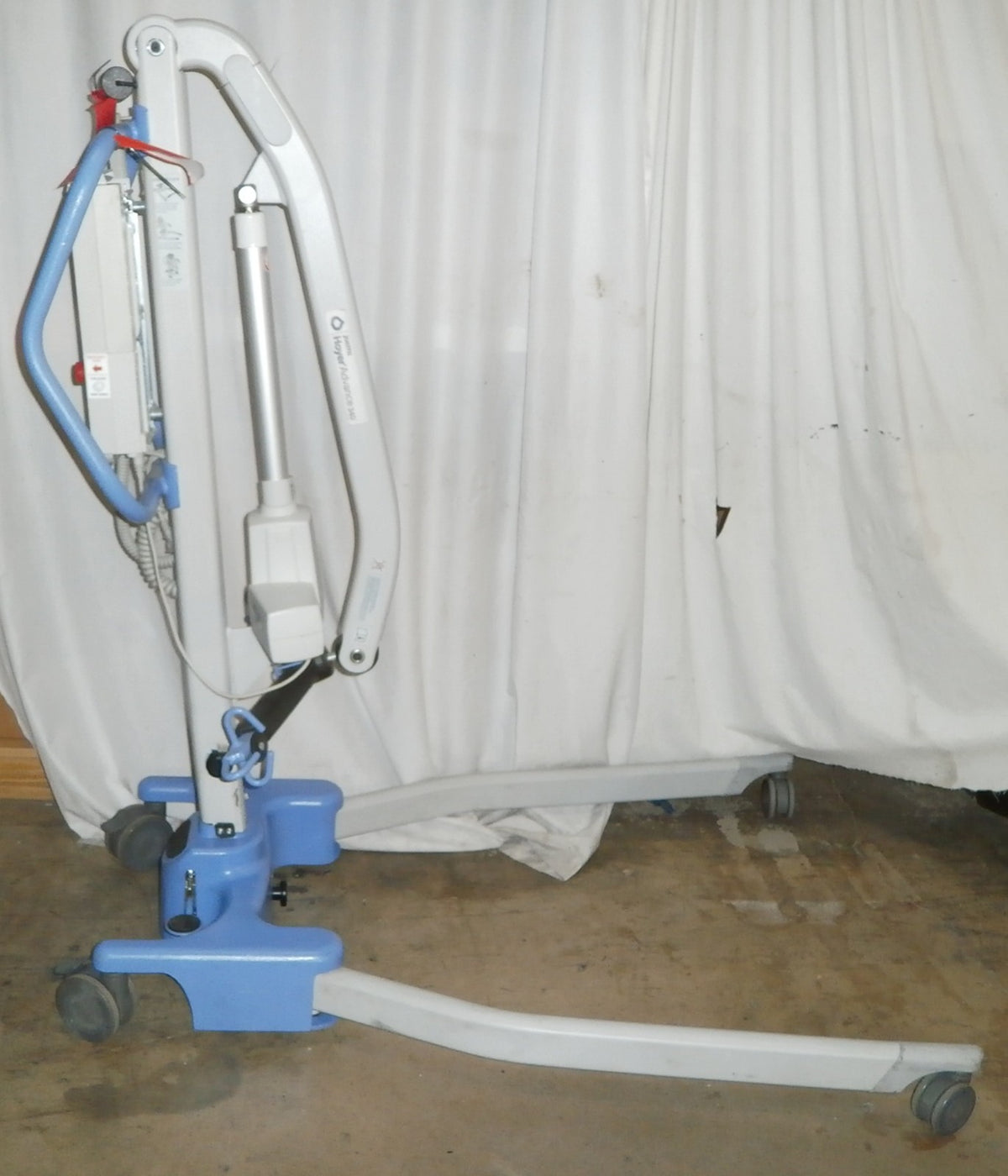 Joerns Hoyer Advance 340 Electric FOLDABLE Patient Lift (No Tariffs) Year 2020