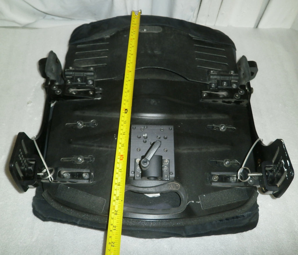 QUANTUM Q6 EDGE BACK CUSHION WITH ACCESSORIES AS PHOTO