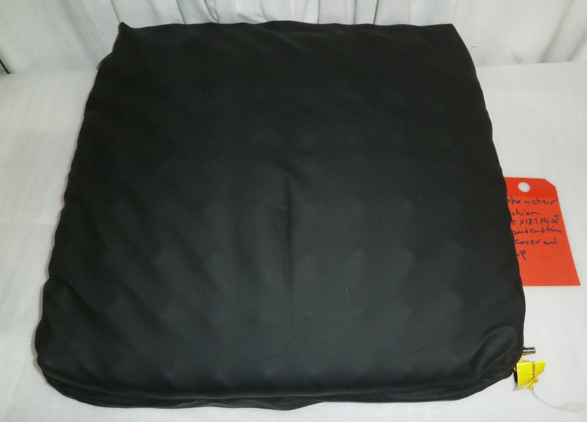 ROHO WHEELCHAIR CUSHION 19.5X18.5X4.25 INCH WITH COVER AND PUMP GOOD CONDI