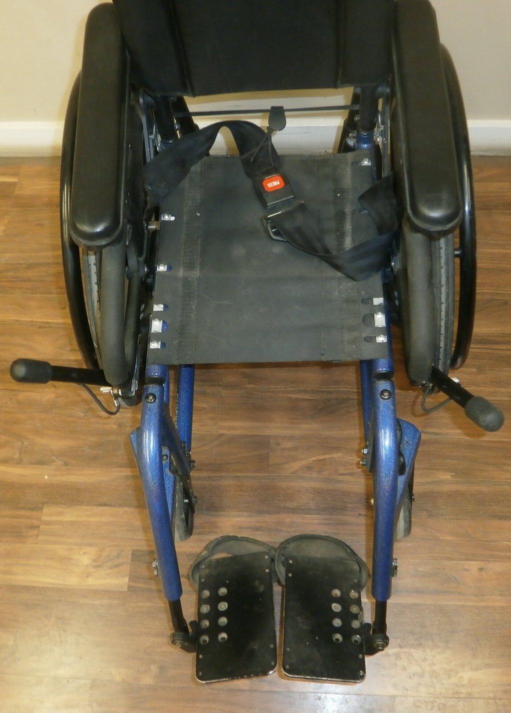 QUICKIE GP Wheelchair SEAT WIDTH 11 INCH GOOD CONDITION