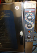 BURLODGE SIMPLE COMBI RDA 8 X 1-1 GN Electric OVEN with base works well
