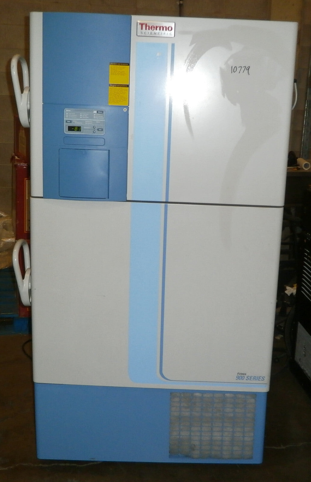 Thermo Forma 900 Series 990 Double Door Ultra Low Temperature Freezer