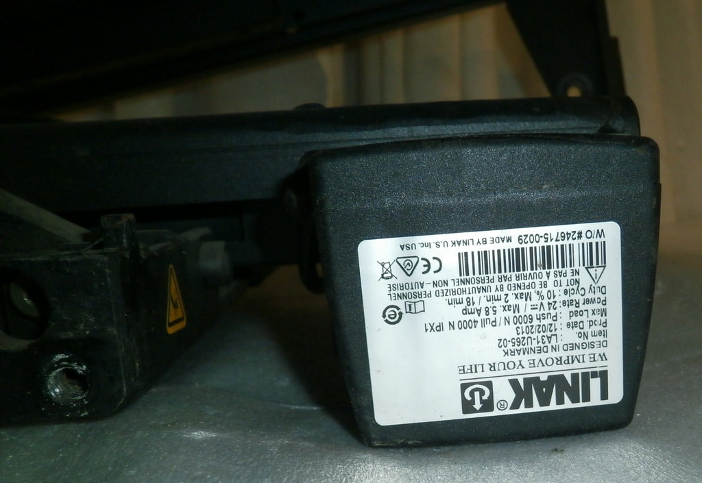 QUICKIE XPERIENCE WHEELCHAIR TILT BASE WITH ACTUATOR GOOD CONDITION