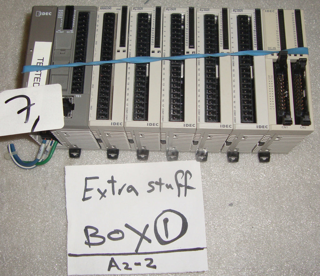 Lot 1 X IDEC TYPE FC5A-D12K1E, 1 X FC4A-N32B3, 1 X FC4A-J4CN1, 4 X FC4A-R161