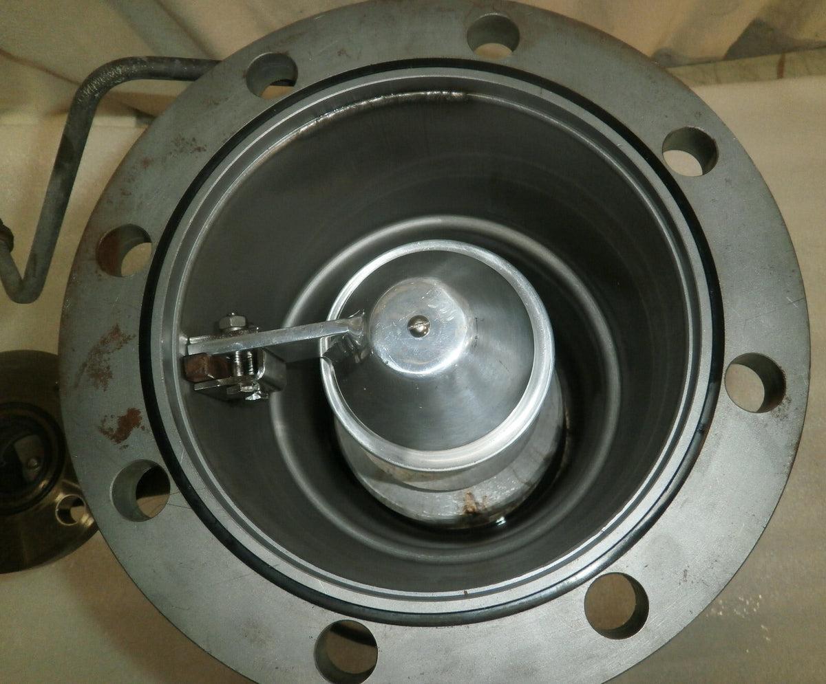 Diffusion pump body Varian M6