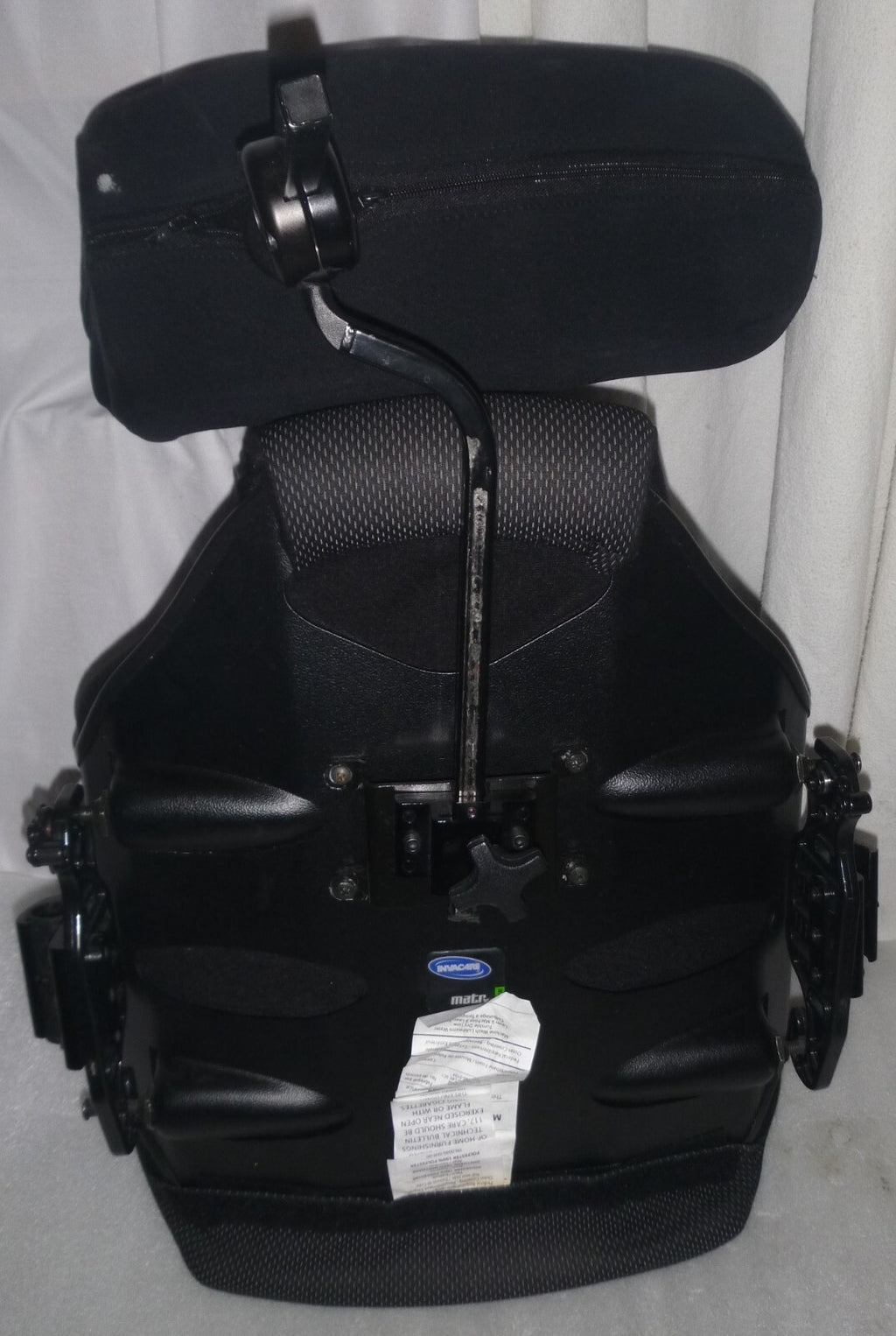 INVACARE MATRX ELITE BACK TRL0040-00R-00 17" X 19" WITH HEADREST AND ACCESSORIES