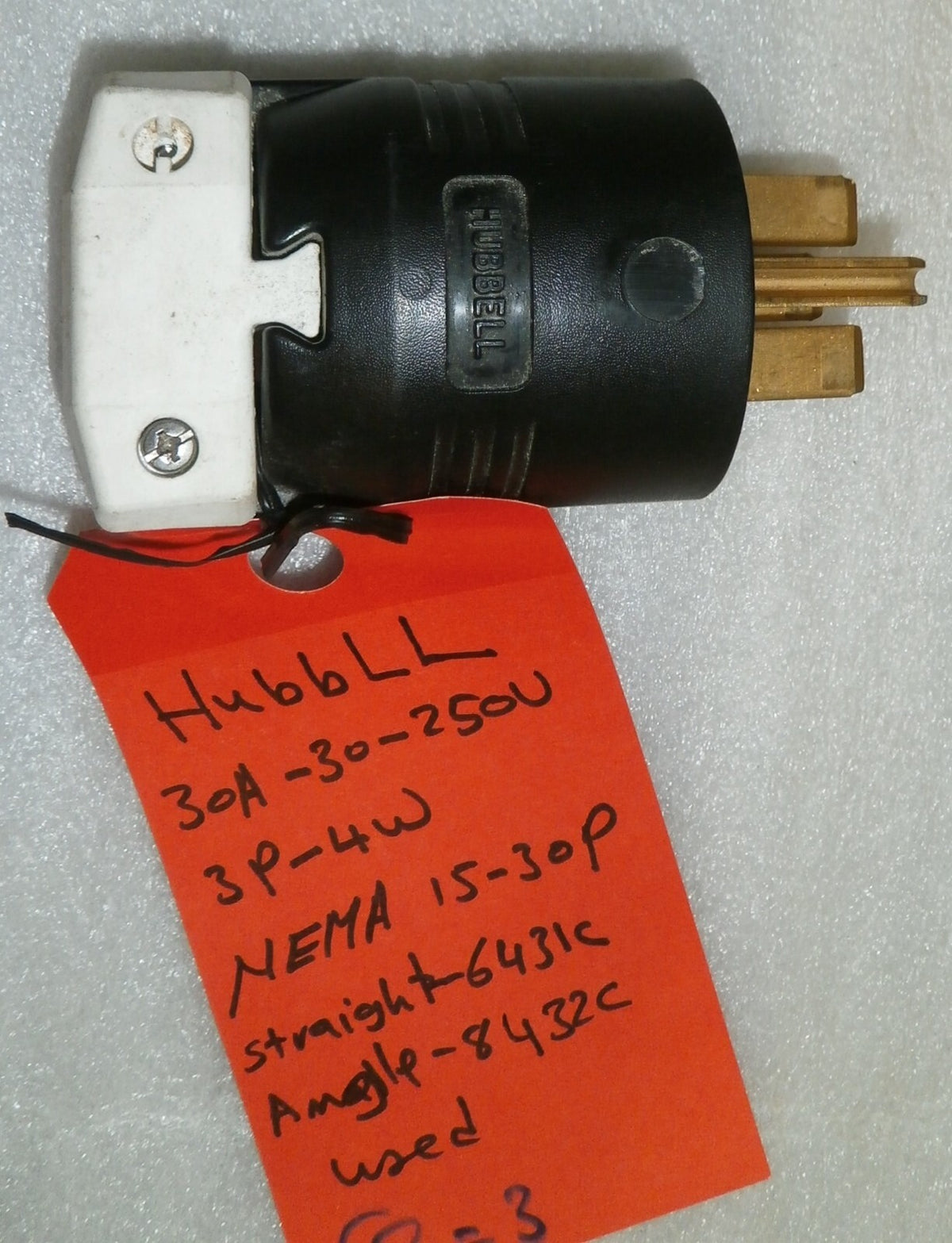 Lot Of 3 HUBBELL 30A-20-250V 3P-4W NEMA 15-30P Straight -8431C, Angle-8432C Used