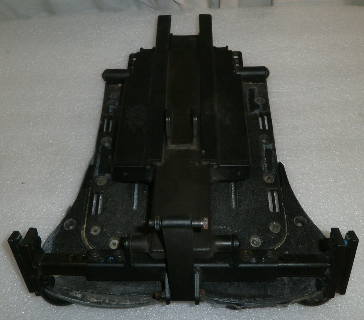 QUANTUM Q6 EDGE WHEELCHAIR FOOTREST USED FAIR CONDITION