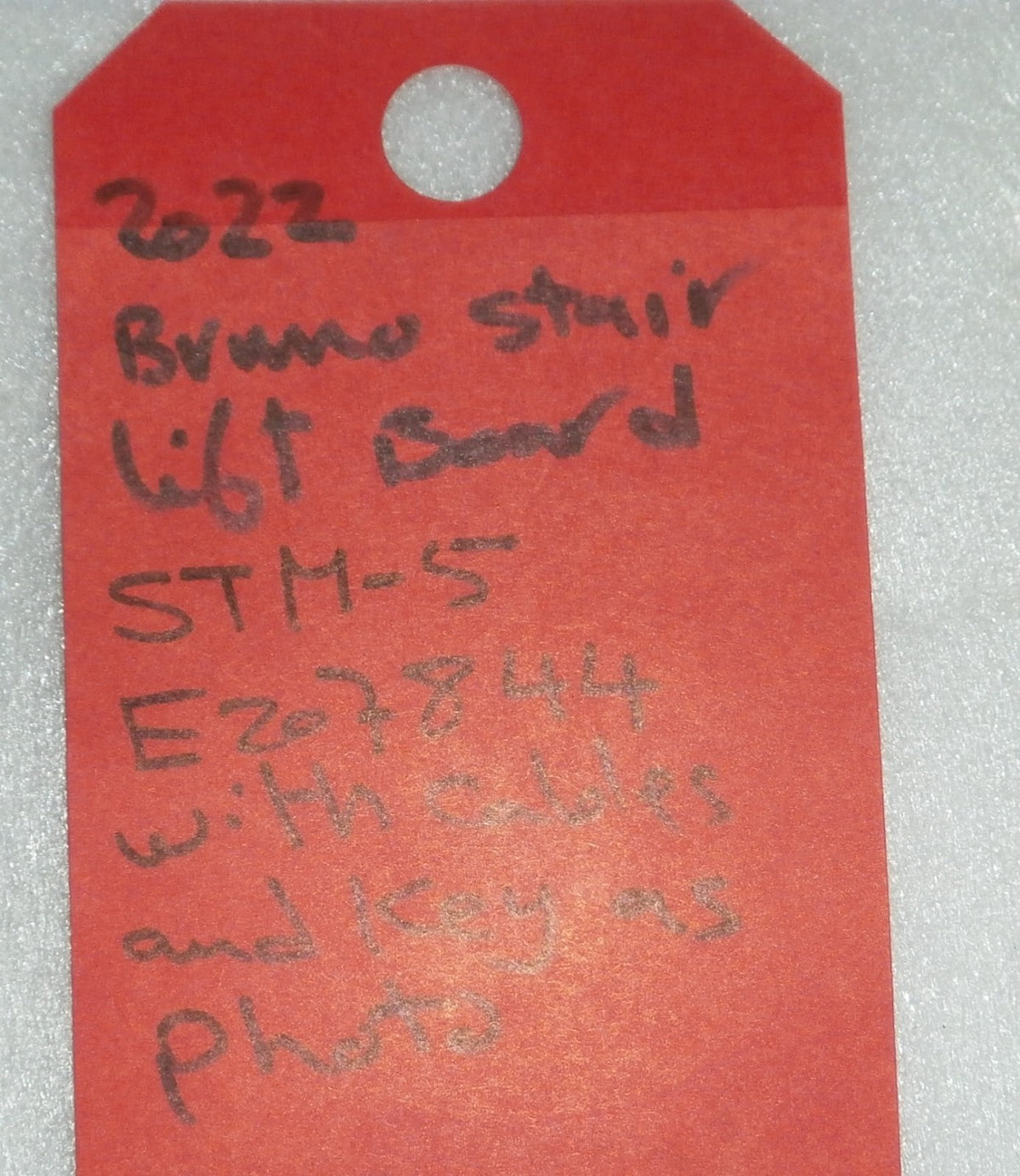 2022 BRUNO STAIR LIFT BOARD STM-5 E207844 WITH WITH CABLE AND KEY