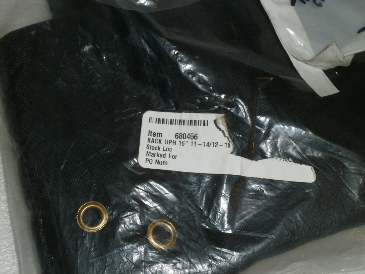 ROHO WHEELCHAIR CUSHION 18.25X18.25X4.25 " WITH COVER AND PUMP GOOD CONITION