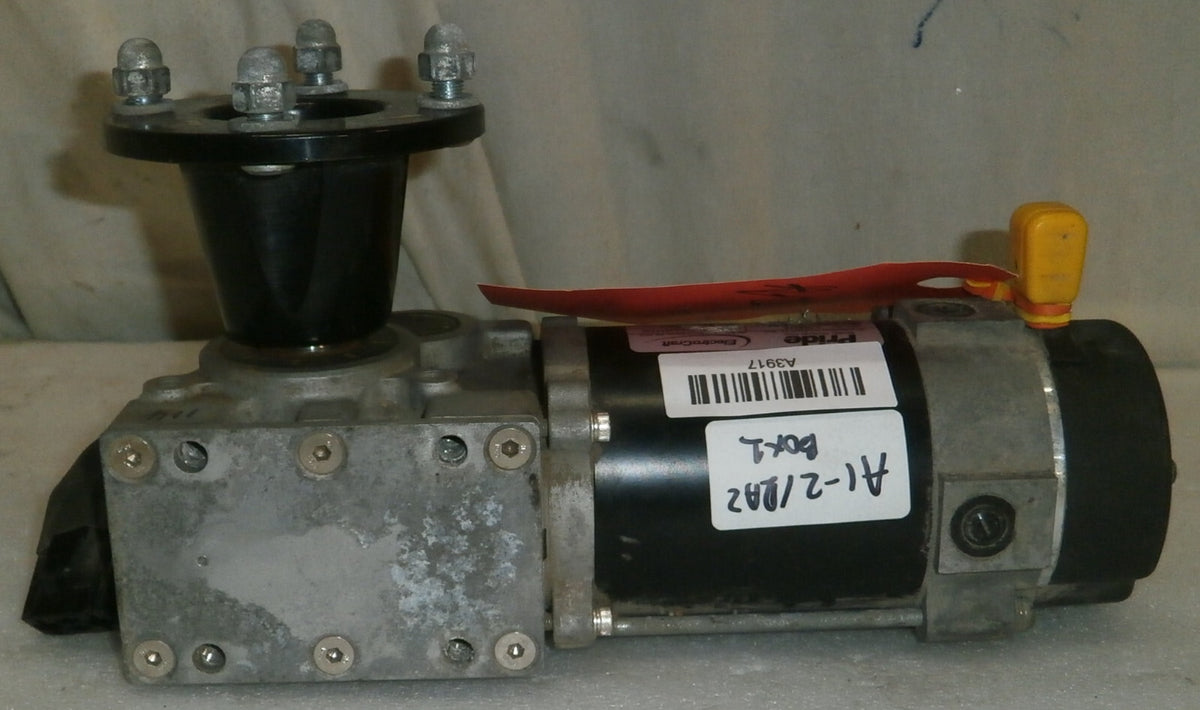 ONE PRIDE WHEELCHAIR MOTOR MODEL RH 712-A28TTZ2Z VERY GOOD WORKING CONDITION