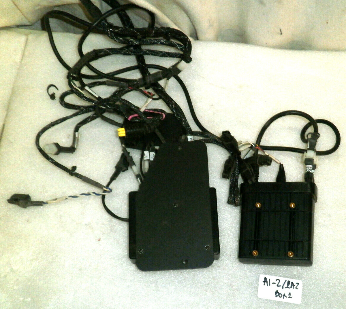 RNET D51290.01 CONTROL AND SINGLE ACTUATOR CONTROL SAC-752 WITH CABLES
