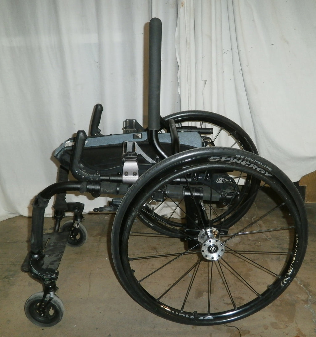 2022 18" MOTION APEX WHEELCHAIR RIGID w/ 23" SPINERGY WHEELS