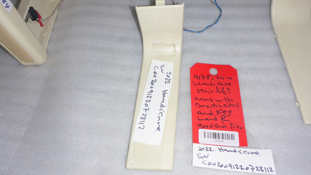 2022 HANDICARE STAIR LIFT ARM LEFT AND RIGHT WITH KEY.JOYSTICK CONTROL AND