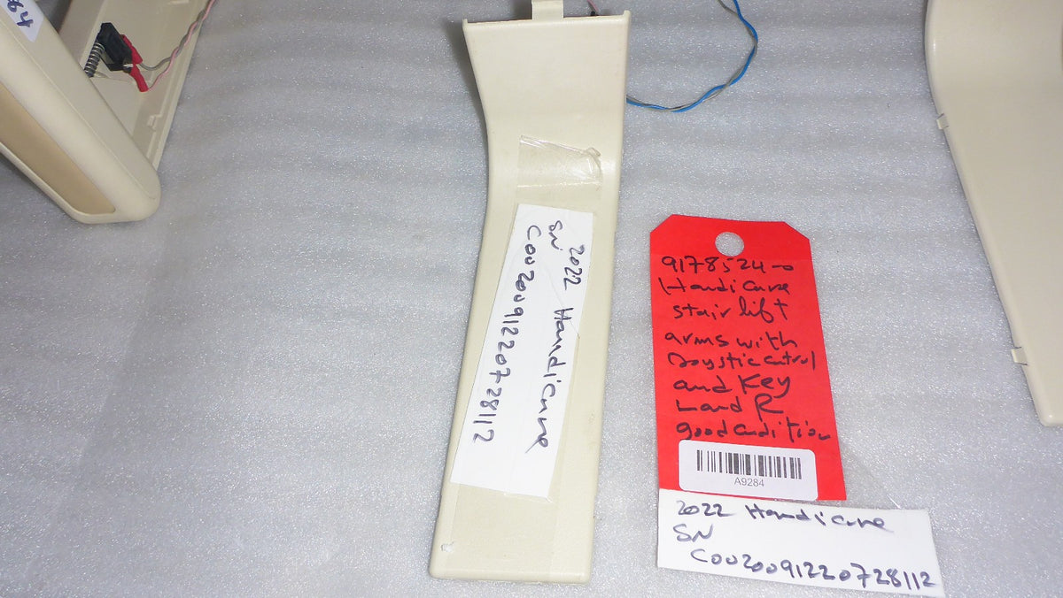 2022 HANDICARE STAIR LIFT ARM LEFT AND RIGHT WITH KEY.JOYSTICK CONTROL AND