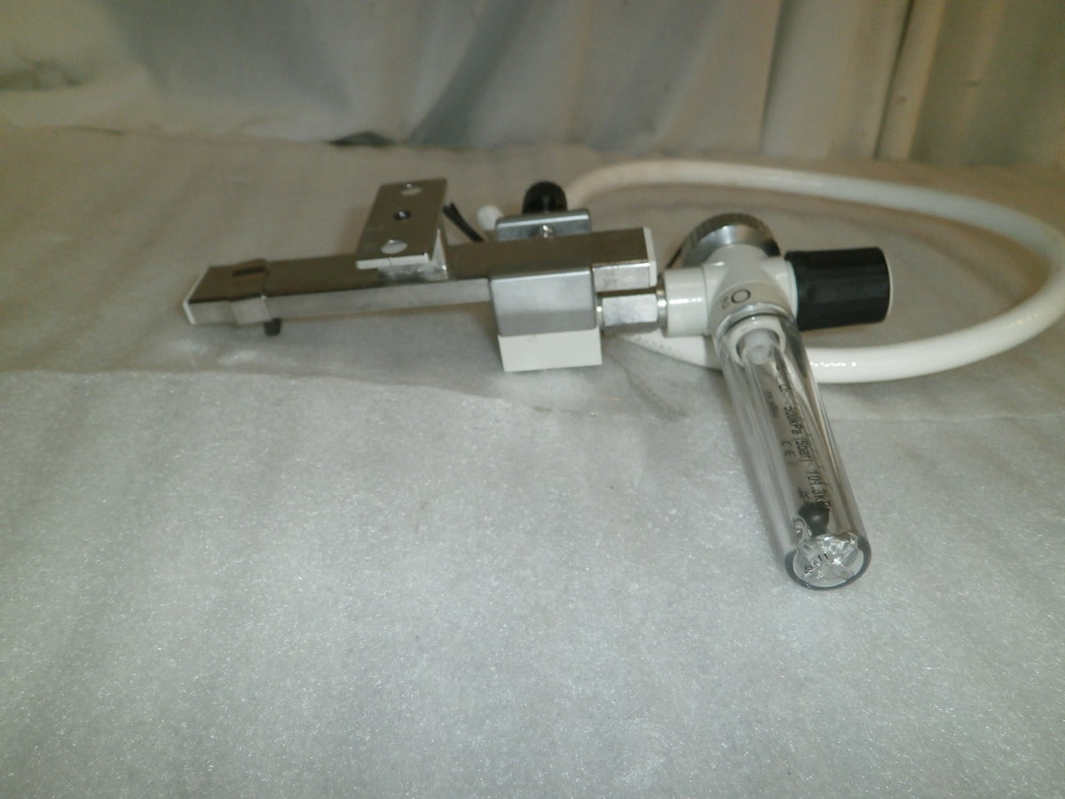OXYGEN FLOW MAKER W/ REGULATOR FROM MACHINE DRAEGER 8603800-77