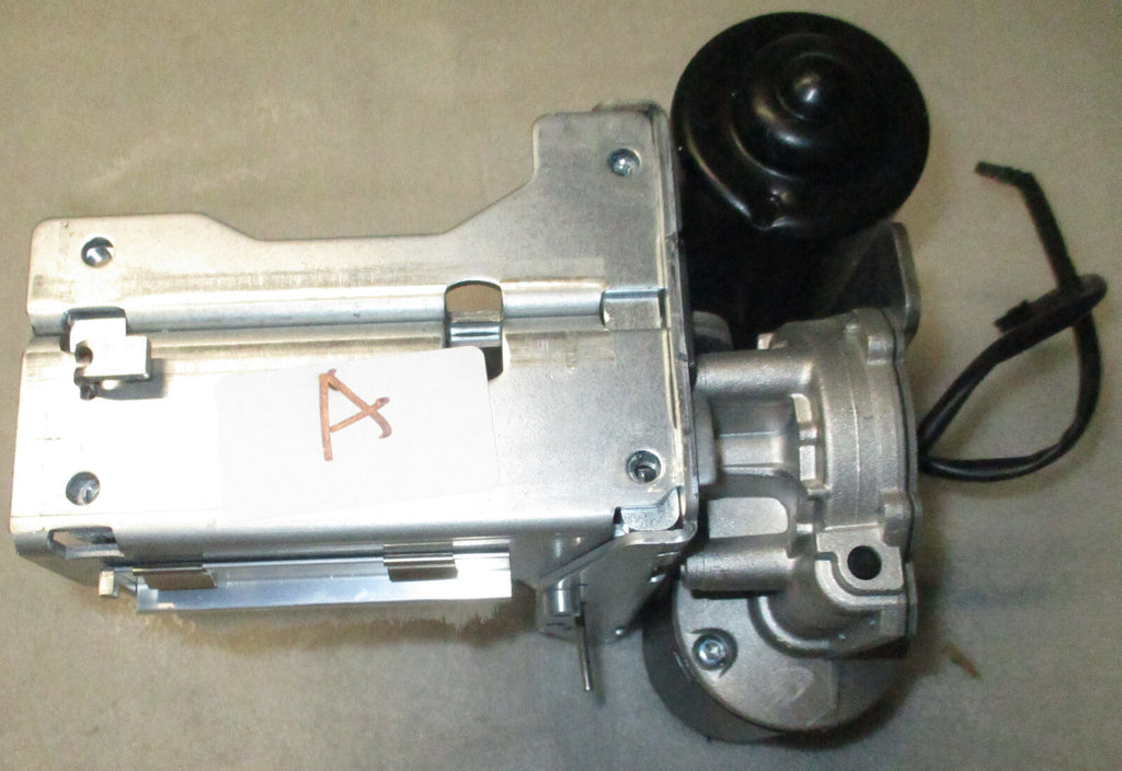 STAIR LIFT PARTS MOTORS 24V SN AA1125112S22153506 AND 3503 USED