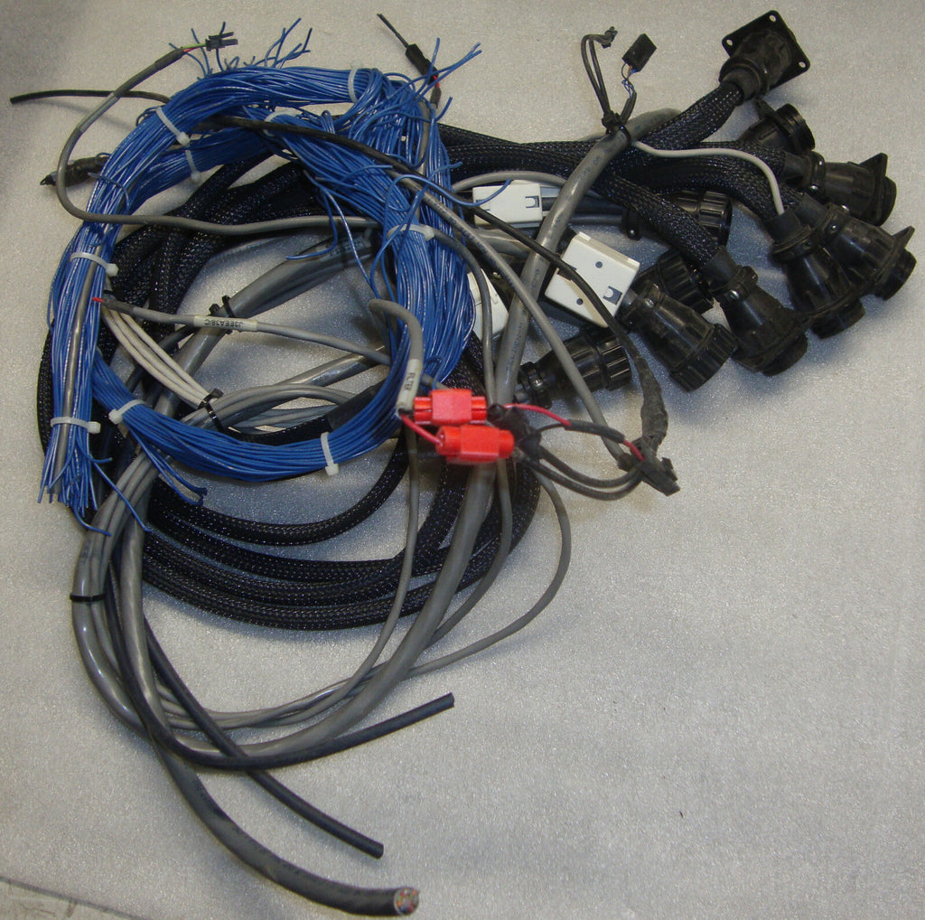 206039-1 TE CONNECTIVITY CIRCULAR CONNECTORS WITH CABLES AS PICTURES
